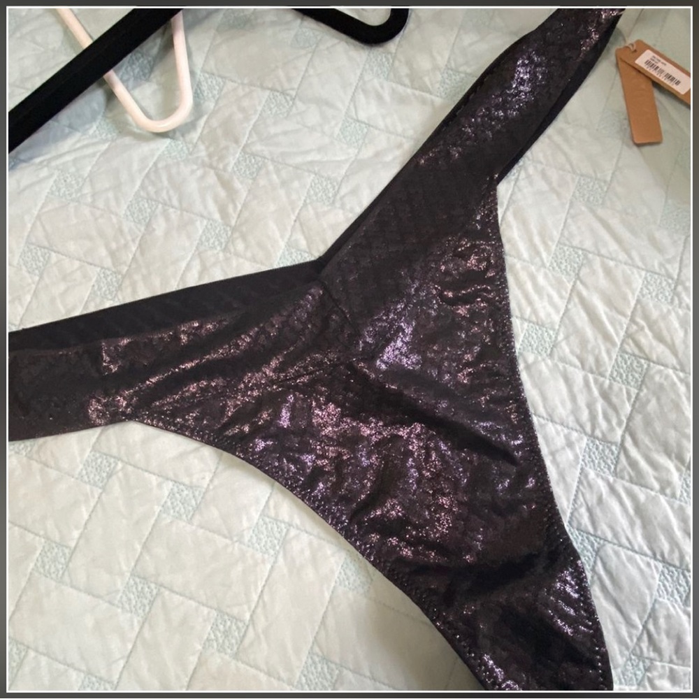 NWT SKIMS 4X Metallic Logo Thong